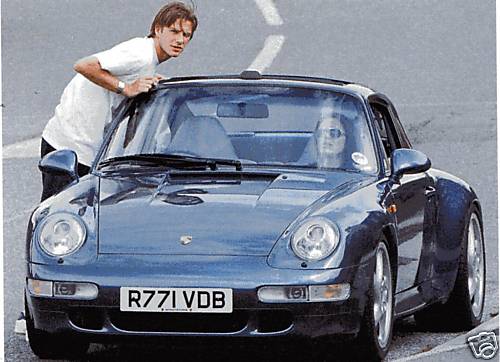 david-bekham-porsche C4s 911 993