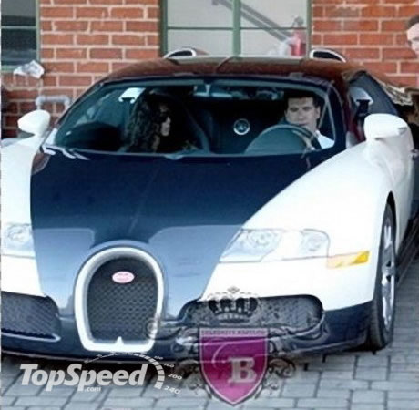 Lindsay Acura on Simon Cowell Drives A 2  Million Dollar Bugatti Veyron    Celebrity S